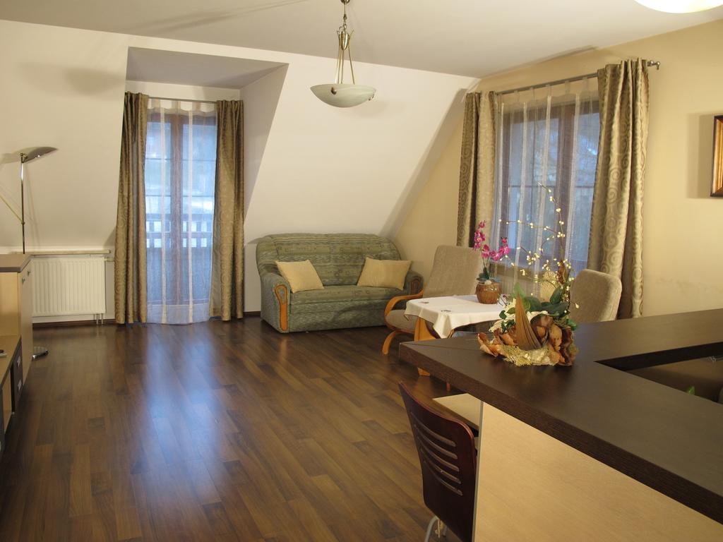 Apartament Wika - Pod Aniolem 카지미에르즈 돌니 객실 사진