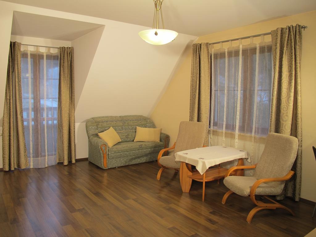 Apartament Wika - Pod Aniolem 카지미에르즈 돌니 객실 사진